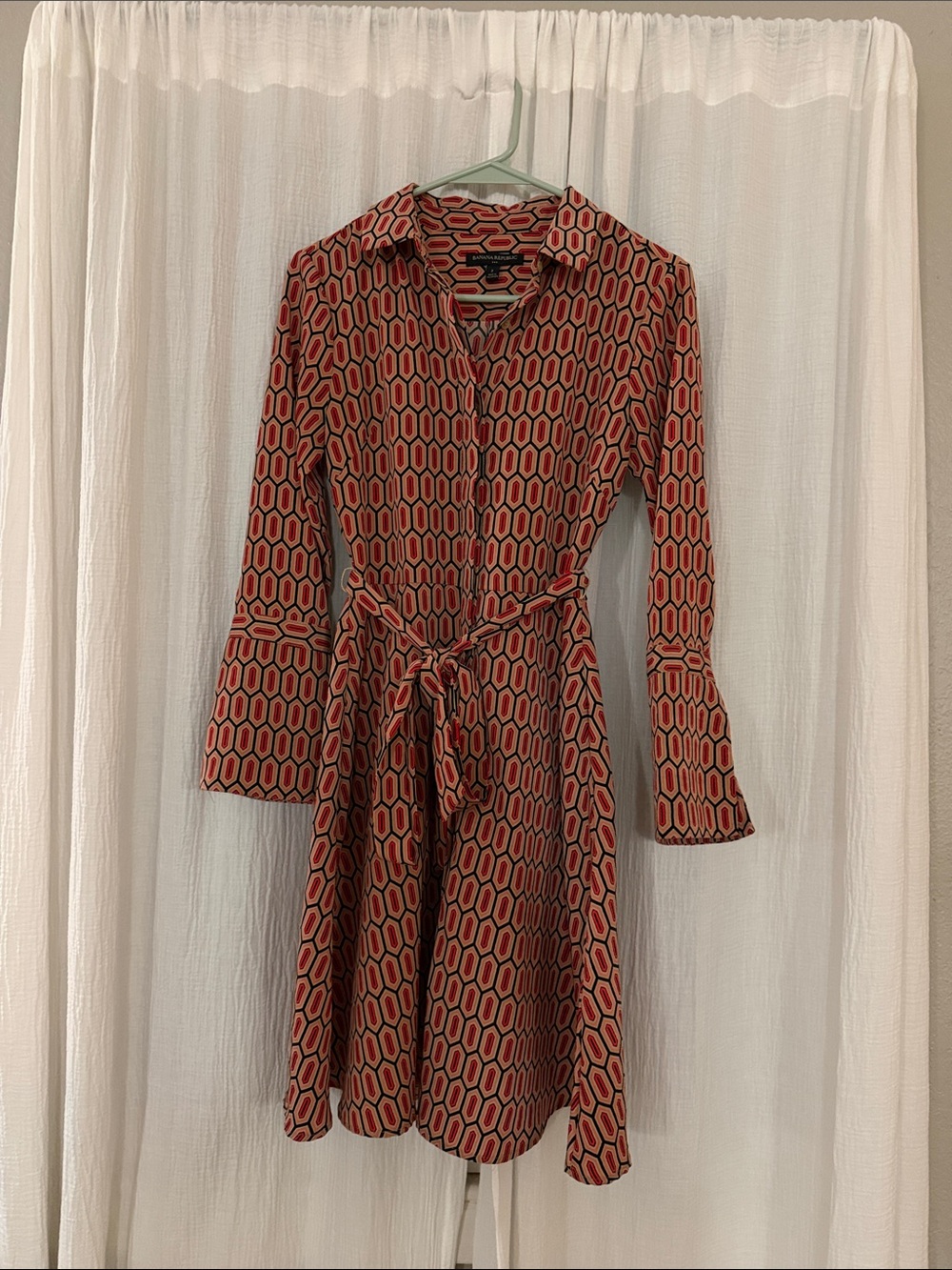 Banana Republic Retro, Red Patterned Dress